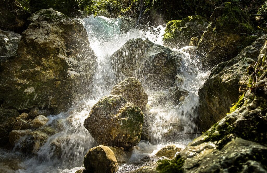 torrent, water, momentum-3236371.jpg